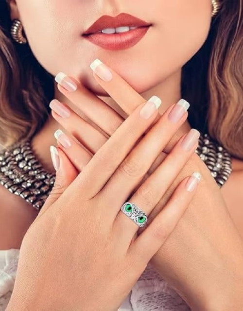 Valentine Stylish Silver Hug Ring and Lucky Owl Eye Ring Green Eye Latest Trendy Stainless Steel Couple Ring